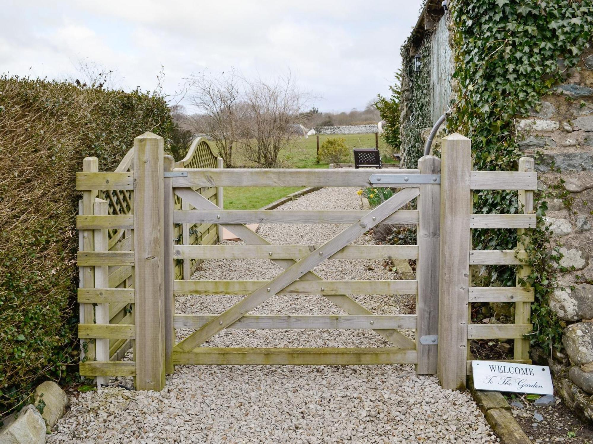 Dyffryn ArdudwyBwthyn Bach别墅 外观 照片